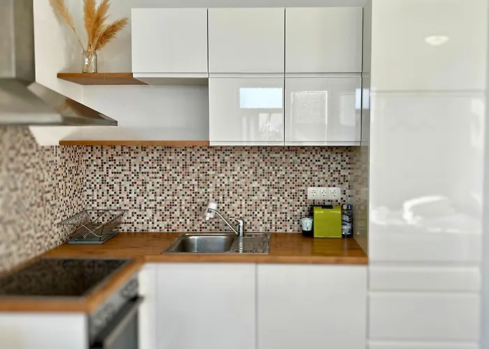 Pineapple * Задар