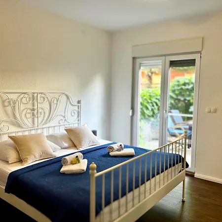 Pineapple Apartmán *